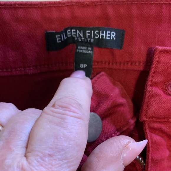 Eileen Fisher Red small women's JEANS, petite, zipper fly - Picture 6 of 10